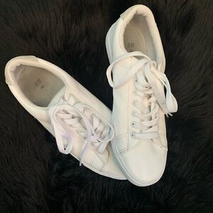 H&M white faux leather sneakers Size 40